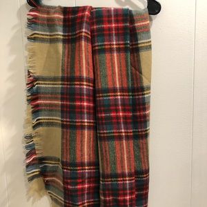 Plaid scarf